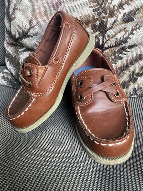 Carter's Brown Leather Kids Moccasin Boat Shoes Church Shoes 7 Toddler